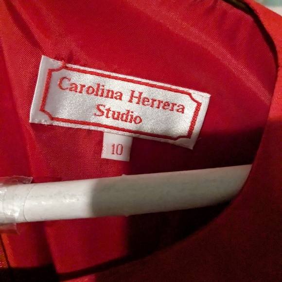 Vintage Carolina Herrera Ruffle Printed Dress - Picture 8 of 8